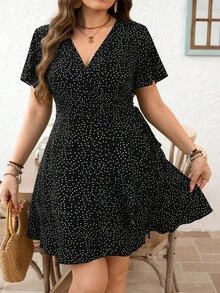 SHEIN Clasi 时尚休闲度假复古V领荷叶边裹身裙 - 黑色 - 查看 4