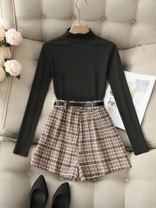 SHEIN PETITE Stylish, Simple, And Elegant Women's Autumn Outfit: A Black Knitted Slim-Fit Base Layer Top Paired With French Retro Plaid Fitted Skirt-Pants And A Black Belt. This Two-Piece Set Is Suitable For Petite Women And Includes A Black Top, Black Base Layer Shirt, Black T-Shirt, And Black Long-Sleeved Plaid Skirt-Pants. - Multicolor - View 2