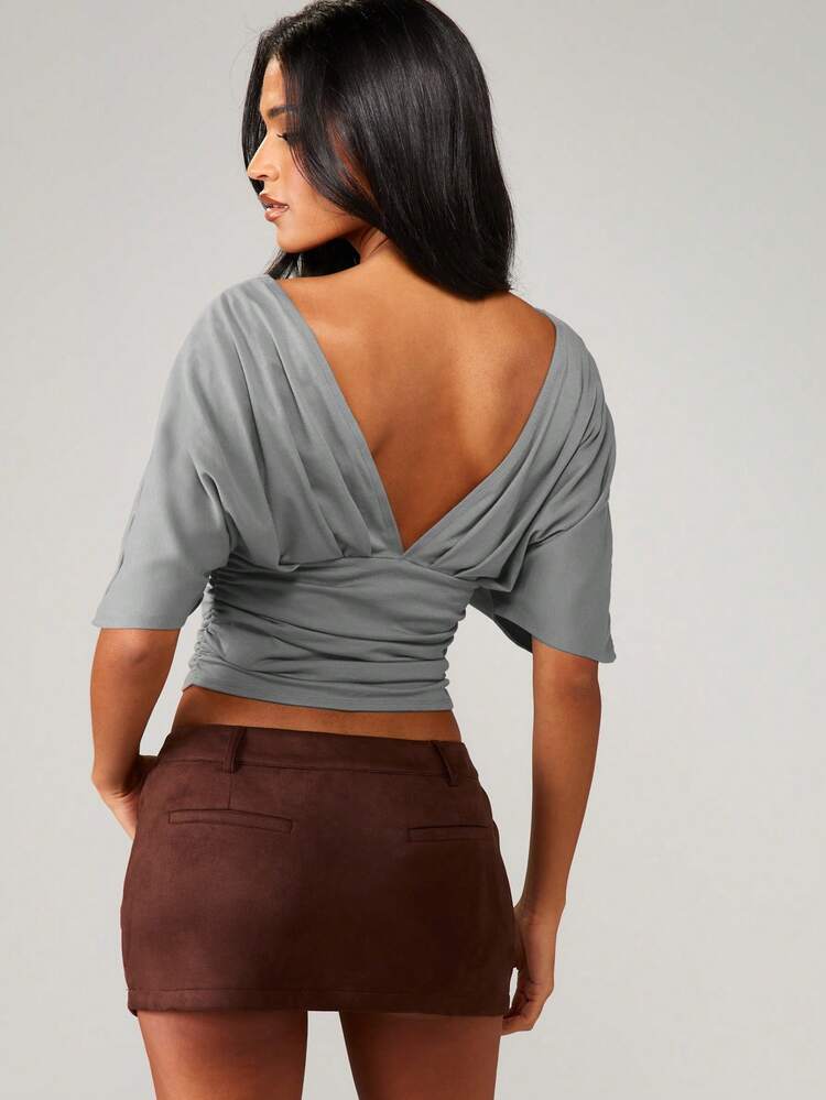 MISSGUIDED Sage Wrap Front Ruched Crop Top With Deep V Neckline And Half Sleeves For Casual Day Wear