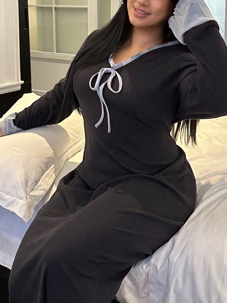 Dazy Plus Elastic Fitted Color Block Lace-Up Collar Long Sleeve Nightgown, Elegant Sleepwear For Spring, Summer, Autumn
