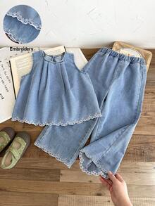 SHEIN LMoss Kids 2件套少女镂空刺绣花卉图案蓝色牛仔宽松背心和裤子套装 - 淺色水洗藍 - 查看 2