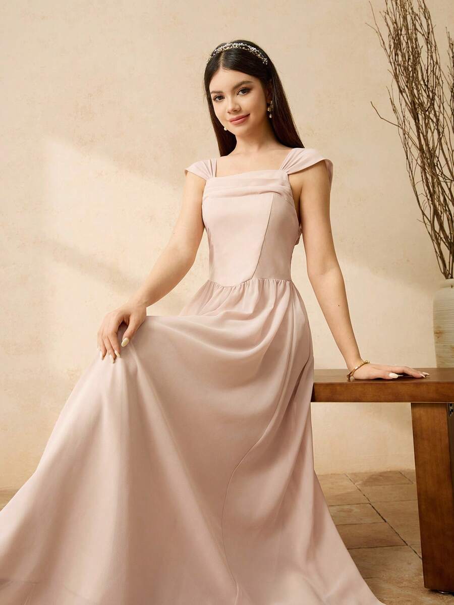 优雅飘逸的雪纺无袖连衣裙，圆领设计，适合青少年伴娘、舞会、生日派对、婚礼等场合。 - 杏色 - 查看 1