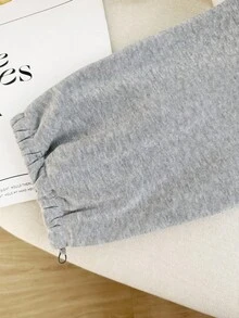 Resyla 大码女式抽绳腰带骑士印花口袋休闲慢跑裤 - 灰色 - 查看 4