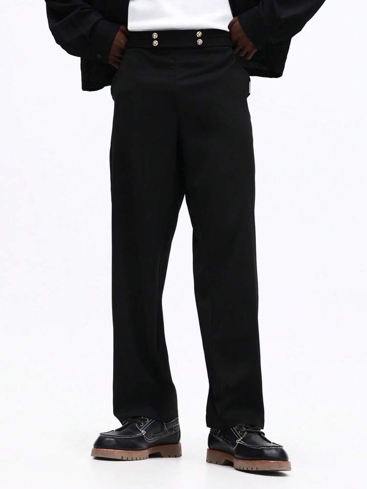 Weit geschnittene Anzughose mit Knopfdetails