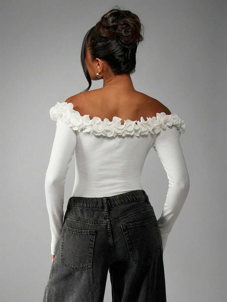 MISSGUIDED Schulterfreier, langärmeliger Body mit Rüschenbesatz