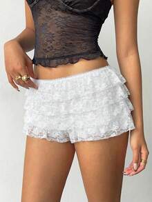 Aloruh 女士性感朋克摇滚波西米亚音乐节Y2K黑色蕾丝层叠荷叶边超短裤，新款蕾丝超低腰短裤 - 白色 - 查看 4