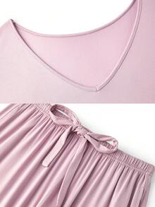LUVLETTE 夏季粉色柔軟 TENCEL™ 莫代爾基礎款 T-shirt 與長褲居家服套裝，透氣休閒睡衣女款，附口袋，可當外穿，新娘內衣圖案款 - 淺粉色 - 查看 4