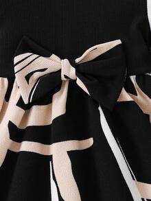 SHEIN 女童针织拼接几何图案休闲连衣裙 - 黑色 - 查看 6