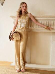 MOTF PREMIUM ÁO TANK TOP NỮ THÊU HỌA TIẾT KHOÉT TINH TẾ LÃNG MẠN - Màu Khaki - Xem 5