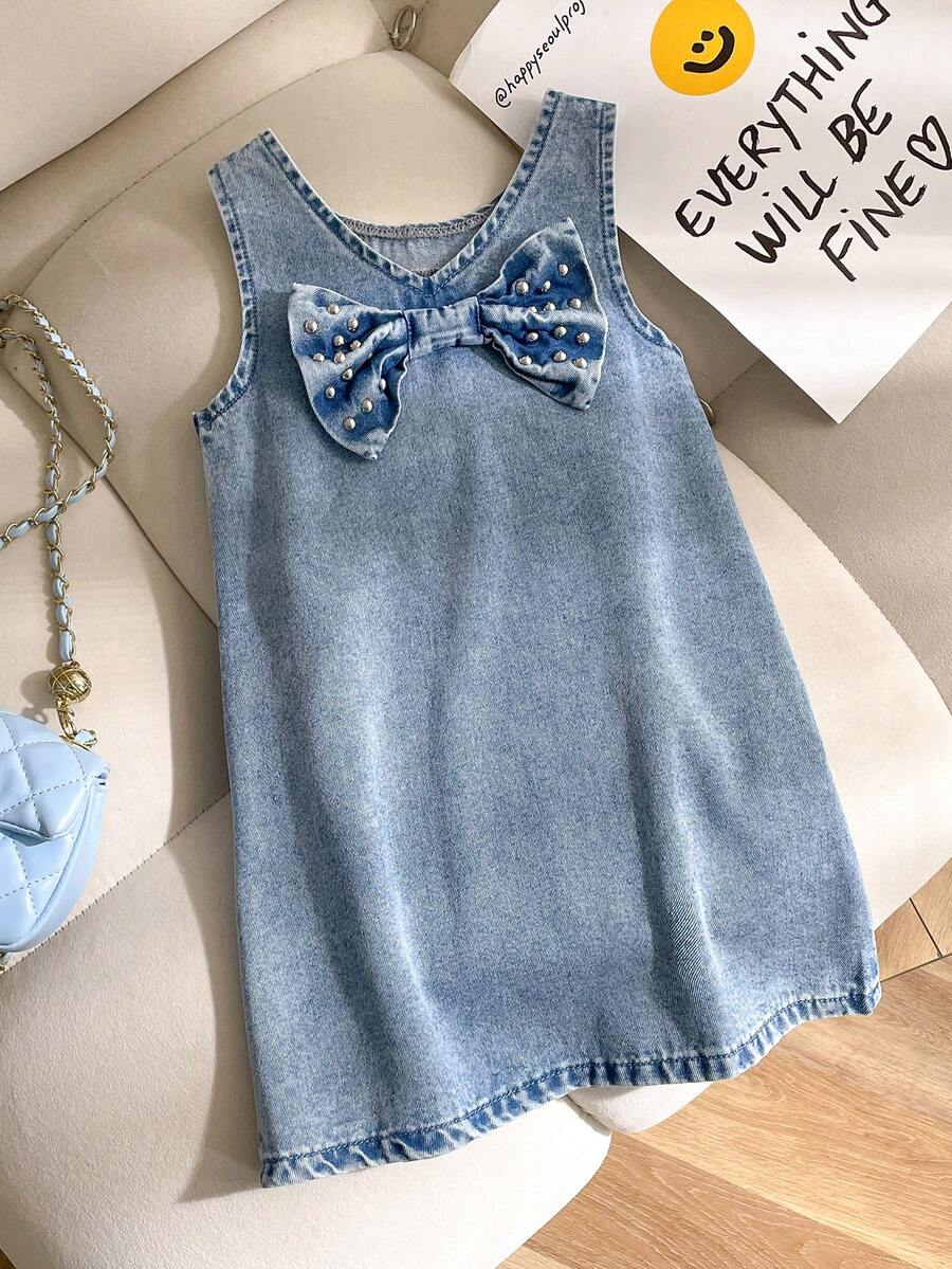 Young Girls Denim Dress With Bow Design On Back, A-Line Silhouette, Casual & Relaxed Fit