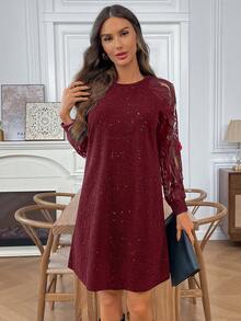 EMERY ROSE فستان قصير أنيق للنساء مزين بالدانتيل والرقعة للارتداء اليومي - عنابي اللون - مشاهدة 8