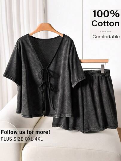 CosyJoli Plus Size Women Casual Snowflake Tie Front Top & Shorts 2 Pieces Set