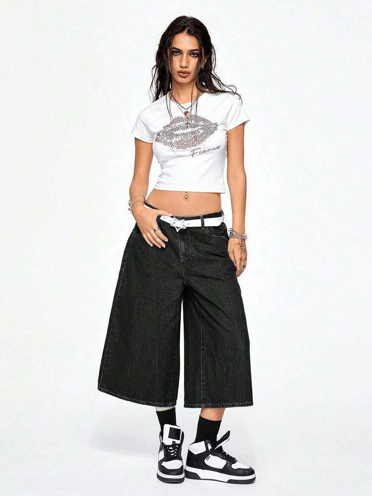 ROMWE Grunge Punk Denim cropped de cintura baixa, estilo de rua oversized, bordado vintage de vinha cruzada, caimento solto - Preto - Visão 2