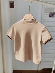 SHEIN Baby Boy Comfortable Casual Daily Versatile Collegiate Style Pearl Fabric Pink Collar Short Sleeve Polo Shirt T-Shirt, Suitable For Indoor, Outdoor, Daily, Sports, Play, Party, Photo Shoot, Holiday, Spring/Summer - Khaki - View 2