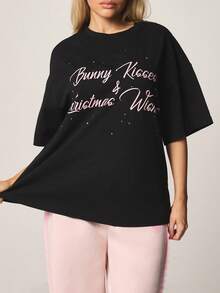 Missguided x Playboy Bunny Kisses Christmas Wishes Graphic Tee Short Sleeve Crew Neck Cotton Blend Holiday Print Top - Black - View 4