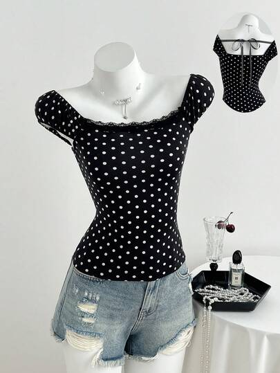 Elamini Damtröja med prickig, åtsittande kortärmad spetskant och knytband framtill