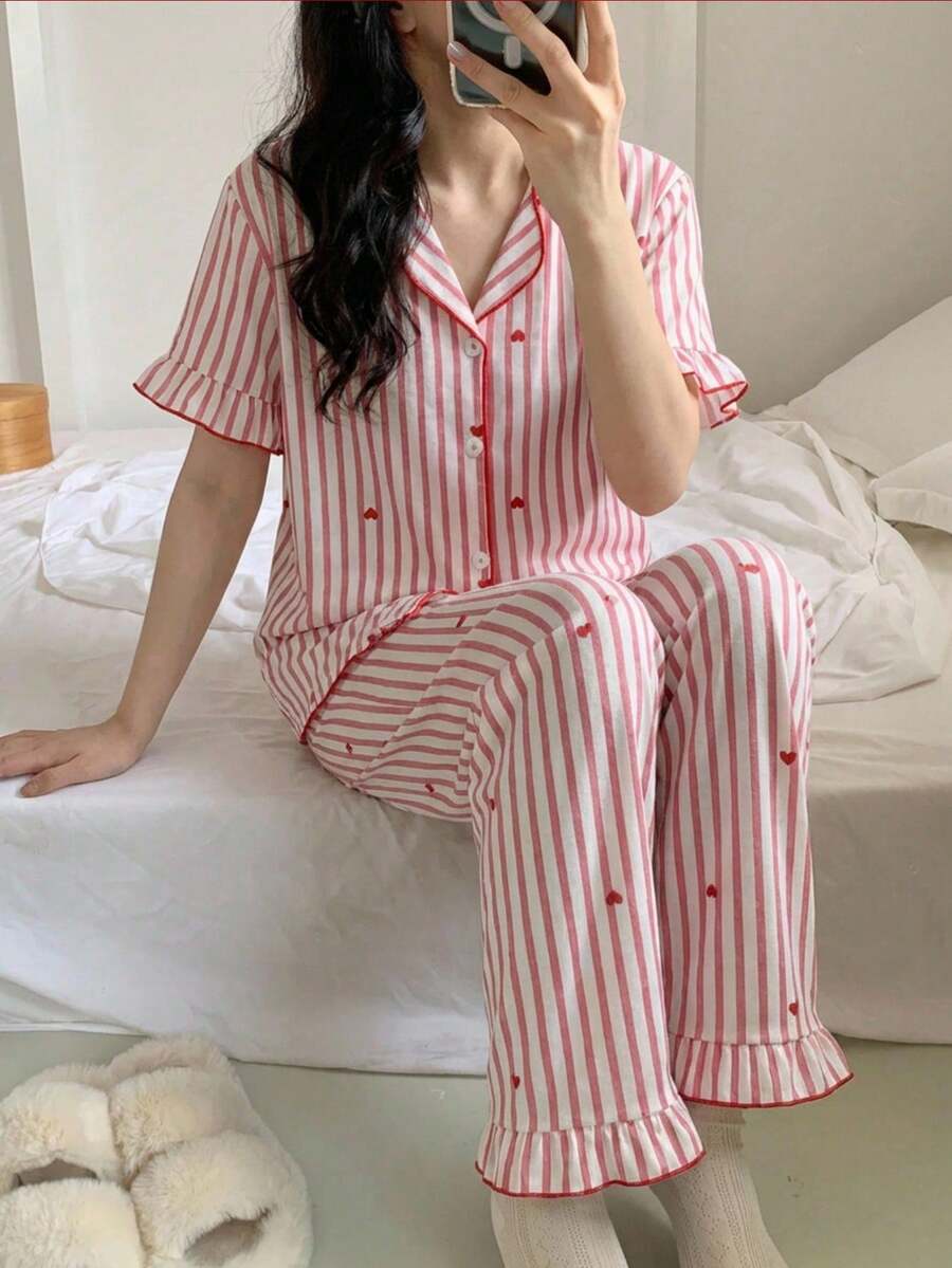 女童时尚可爱条纹爱心印花泡泡绉面料短袖上衣和裤子睡衣套装 - 紅色 - 查看 1