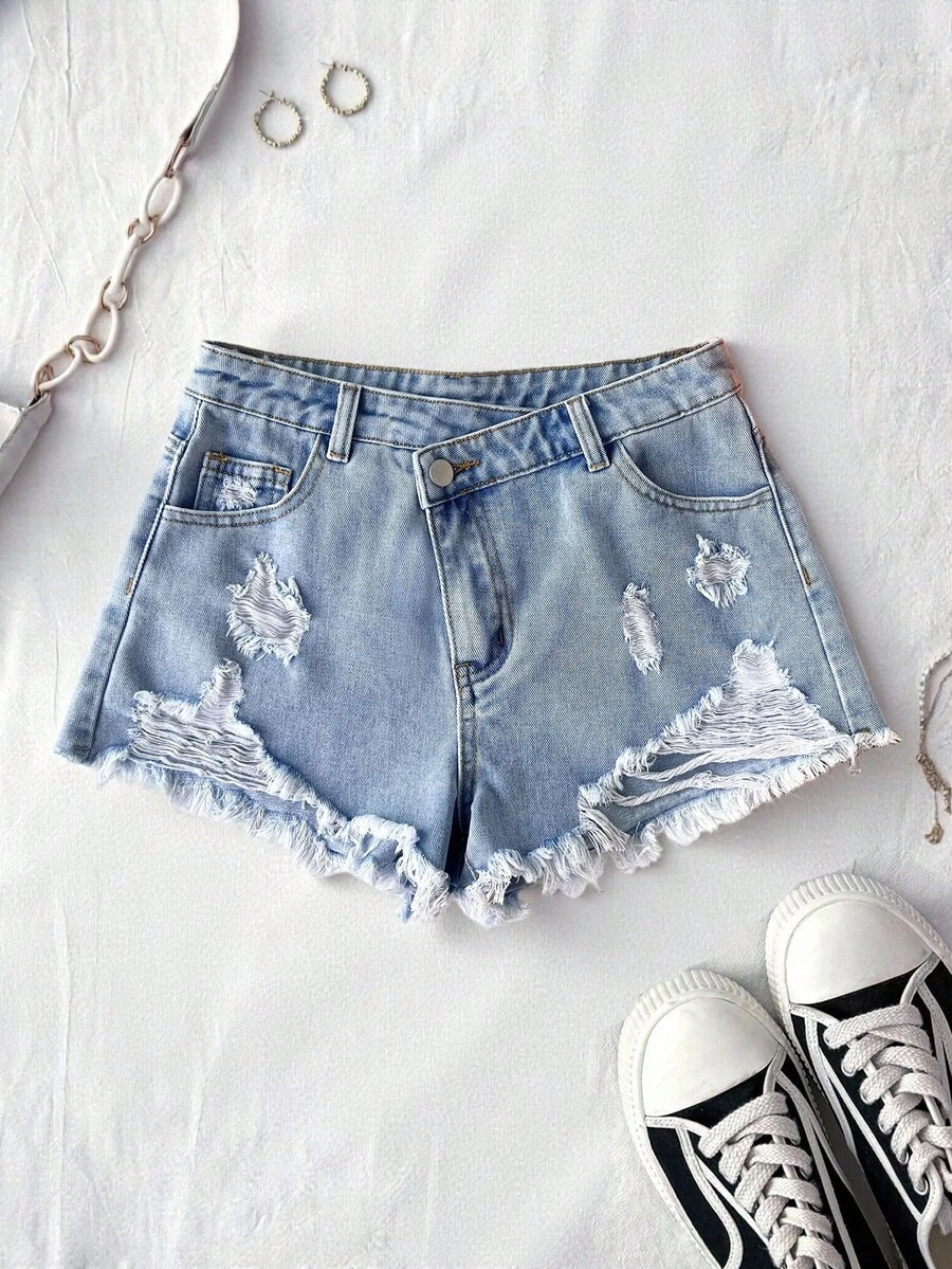 SHEIN Quần short jean rách màu xanh dương dành cho nữ tuổi teen, mùa hè, phong cách thường ngày và thời trang cho kỳ nghỉ, thời trang đường phố, phong cách những năm 2000, chất liệu denim mềm mại và thoải mái, quần short jean mềm mại và thoải mái, quần short jean mùa hè. - Rửa nhẹ - Xem 1