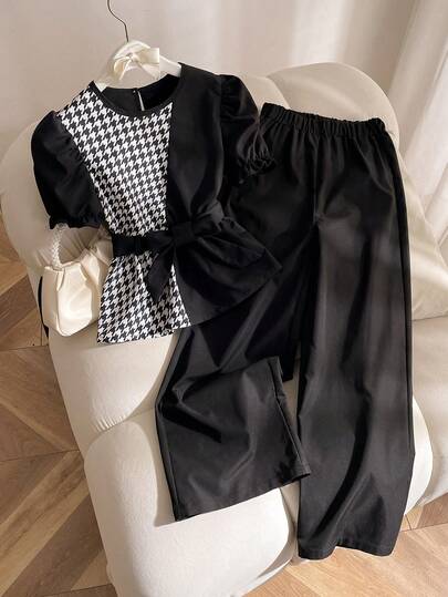 Elladie kids 两件套女童休闲套装，包括圆领格纹印花衬衫（含腰带）和直筒裤，百搭时尚，适合夏季穿着。