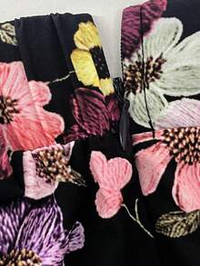 GlowEve CURVE Quần short cỡ lớn in hoa, kiểu dáng thanh lịch, thích hợp cho mùa hè. - Nhiều màu - Xem 3