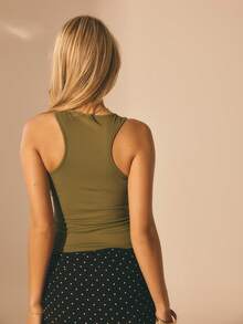 Aralina Áo tank top nữ cổ tròn ôm sát, kiểu racerback, chất liệu cơ bản, thích hợp mặc hàng ngày, mùa hè, đi nghỉ mát hoặc đi chơi. - Màu xanh lá cây đậm - Xem 2