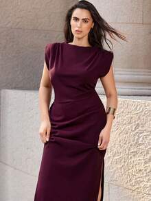 Maija Vestido casual de verano de talla grande con unicolor, hombreras y cintura ceñida - Burdeos - Ver 6