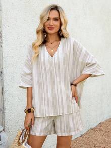 EMERY ROSE 女士休闲度假条纹印花V领蝙蝠袖宽松上衣和短裤两件套，夏季 - 彩色 - 查看 6