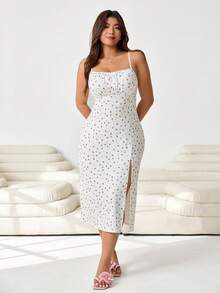SHEIN EZwear Đầm hai dây ôm sát, xếp ly, xẻ tà cao, họa tiết hoa nhí, dành cho nữ cỡ lớn, thích hợp cho kỳ nghỉ hè. - Nhiều màu - Xem 5