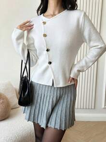 Firerie Suéter de manga larga con cuello en V profundo con flores, botones metálicos y cierre delantero para mujer, tejido de punto para uso diario y trayecto, nueva llegada para primavera, otoño e invierno - Blanco - Ver 8