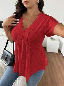 SHEIN Frenchy Plus Size Tie Dye Floral V-Neck Lace Patchwork Textured Women T-Shirt - Red - View 3