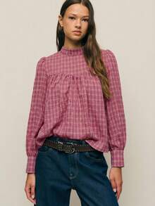 Nöista 这款格子衬衫采用优雅的高领设计、蓬松的袖子和宽松的廓形，为女性春假提供了一个别致而精致的选择，非常适合打造精致的日常造型、优雅的派对装扮、节日生日装扮以及充满春日气息的时尚造型。 - 粉色 - 查看 9