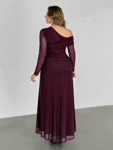 Auralis Đầm dài tay thanh lịch, màu trơn, xếp ly, cổ lệch vai, cỡ lớn - Màu đỏ tím - Xem 2