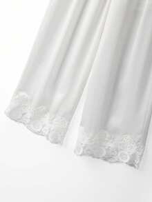 Franclia Pantalones de mujer con parches de satén minimalistas y ribete de encaje - Blanco - Ver 4