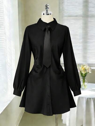 Rometta Elegant skjortklänning i plusstorlek med rynkad midja