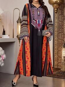 Al Najma Plus Size Women Elegant Floral Printed Traditional Loose Casual Long Dress, Suitable For Spring/Autumn - Black - View 4
