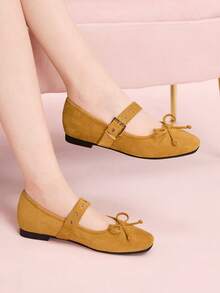 CUCCOO DOLLMOD Mocasines planos casuales con puntera redonda, suela blanda, tira de ante, bloqueo de color, decoración de remache metálico y lazo de ballet para mujer, zapatos de primavera para vacaciones de primavera y Pascua - Amarillo - Ver 2