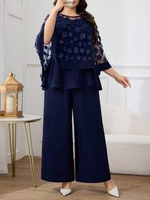 Modelyn Bộ đồ 2 mảnh cỡ lớn dành cho nữ: Áo cổ tròn phối lưới họa tiết hoa màu xanh navy và quần ống rộng trơn, thích hợp cho tiệc tùng, đám cưới, các dịp trang trọng, dạ hội. - Màu xanh lam - Xem 4