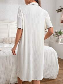 Moonlight&Mama 撞色滚边口袋装饰休闲V领短袖孕妇家居服 - 米色 - 查看 2