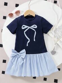 SHEIN 1 件装少女春夏休闲 A 字连衣裙 - 带蝴蝶结热转印和 3D 蝴蝶结，纯色撞色，舒适时尚，非常适合上学、日常出行和日常穿着，展现少女的活力与优雅。 - 彩色 - 查看 5