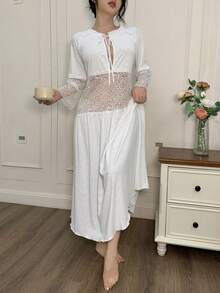 SHEIN 波西米亚风休闲宽松长款连衣裙，针织纹理年轻休闲荷叶边下摆睡裙，法式优雅蕾丝拼接女士睡裙 - 白色 - 查看 1