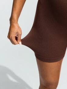 SHEIN 孕妇纯色心形领短袖休闲运动连体裤 - 咖啡棕 - 查看 7