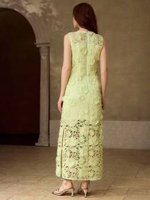 MOTF PREMIUM WOMEN'S FLORAL LACE LONG FITTED DRESS - Green - View 3