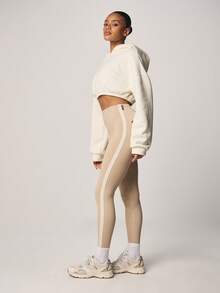 Missguided x Playboy Quần legging cạp cao có logo và chi tiết sọc bên hông, kiểu dáng thể thao ôm sát, dài đến mắt cá chân, thích hợp cho tập luyện. - Màu Xám nhạt - Xem 6