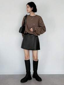 FRIFUL Pantalones cortos de mujer de unicolor, ajustados, de piel sintética (PU), para primavera - Negro - Ver 6