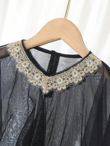 SHEIN 女嬰休閒兩件套，黑色波點網紗罩衫搭配金色刺繡蕾絲，阿拉伯風度假風，秋季生日正式穿著 - 黑色 - 查看 6