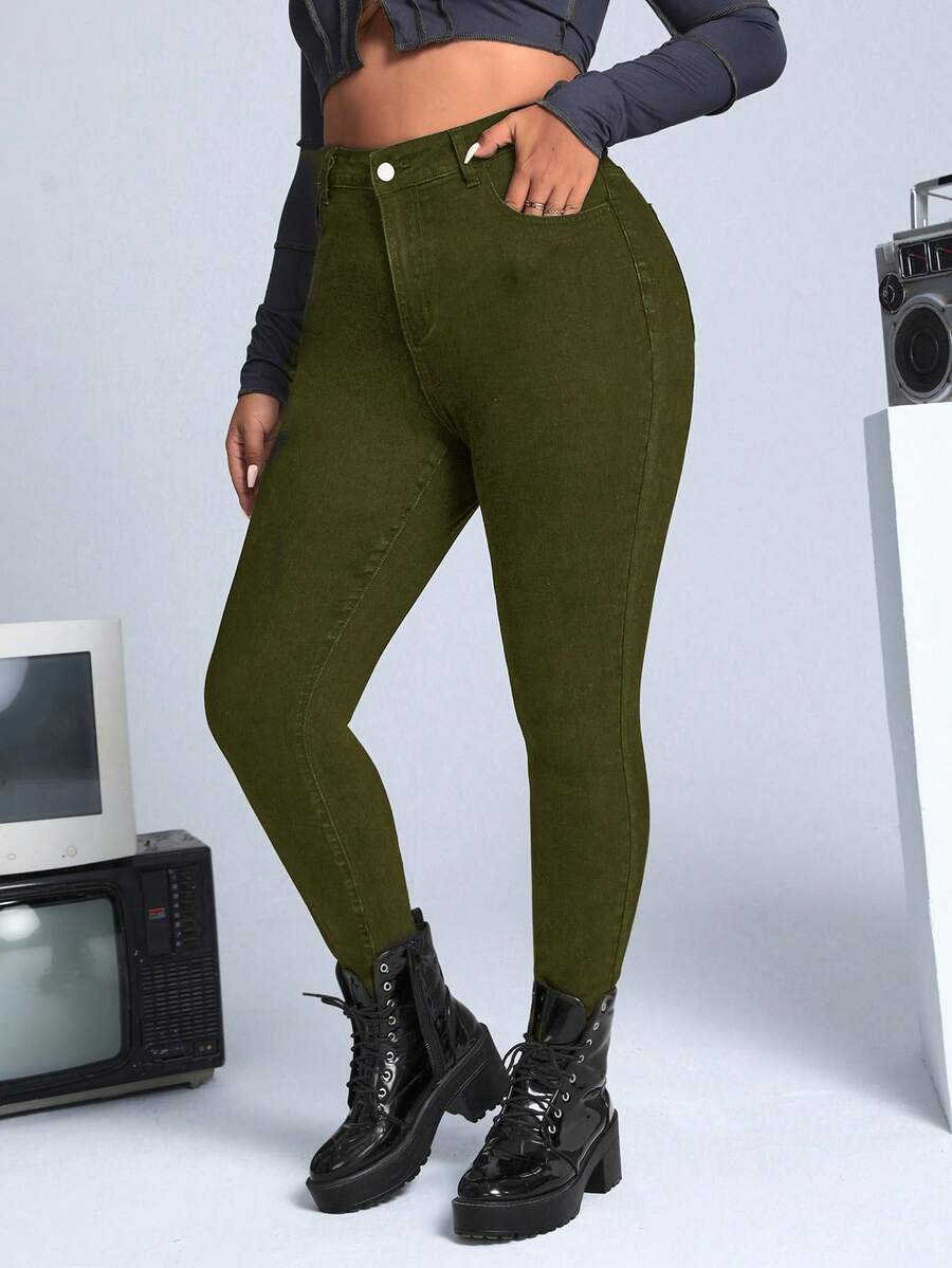 SHEIN ICON Jeans casuales y versátiles de talla grande, unicolor, con bolsillo en ángulo y silueta ajustada - Verde militar - Ver 1