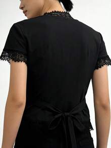 SHEIN Clasi 女士交叉系带修身上衣，优雅女士上衣，蕾丝拼接T恤 - 黑色 - 查看 2