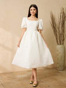 少女高端提花方领泡泡袖水钻纽扣腰A字中长款正式连衣裙，适合婚礼、晚宴、演出、生日、派对等场合。 - 白色 - 查看 6