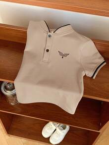 SHEIN Baby Boy Comfortable Casual Daily Versatile Collegiate Style Pearl Fabric Pink Collar Short Sleeve Polo Shirt T-Shirt, Suitable For Indoor, Outdoor, Daily, Sports, Play, Party, Photo Shoot, Holiday, Spring/Summer - Khaki - View 3