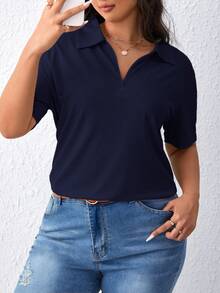 SHEIN Essnce 大码纯色半拉链短袖休闲透气T恤 深蓝色上衣 女士Polo衫 海军蓝上衣 海军蓝上衣 休闲女士Polo衫 海军蓝Polo衫 罗纹针织上衣 休闲上衣 - 藏蓝色 - 查看 2